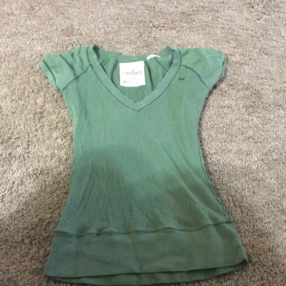 Green top - Picture 2 of 2